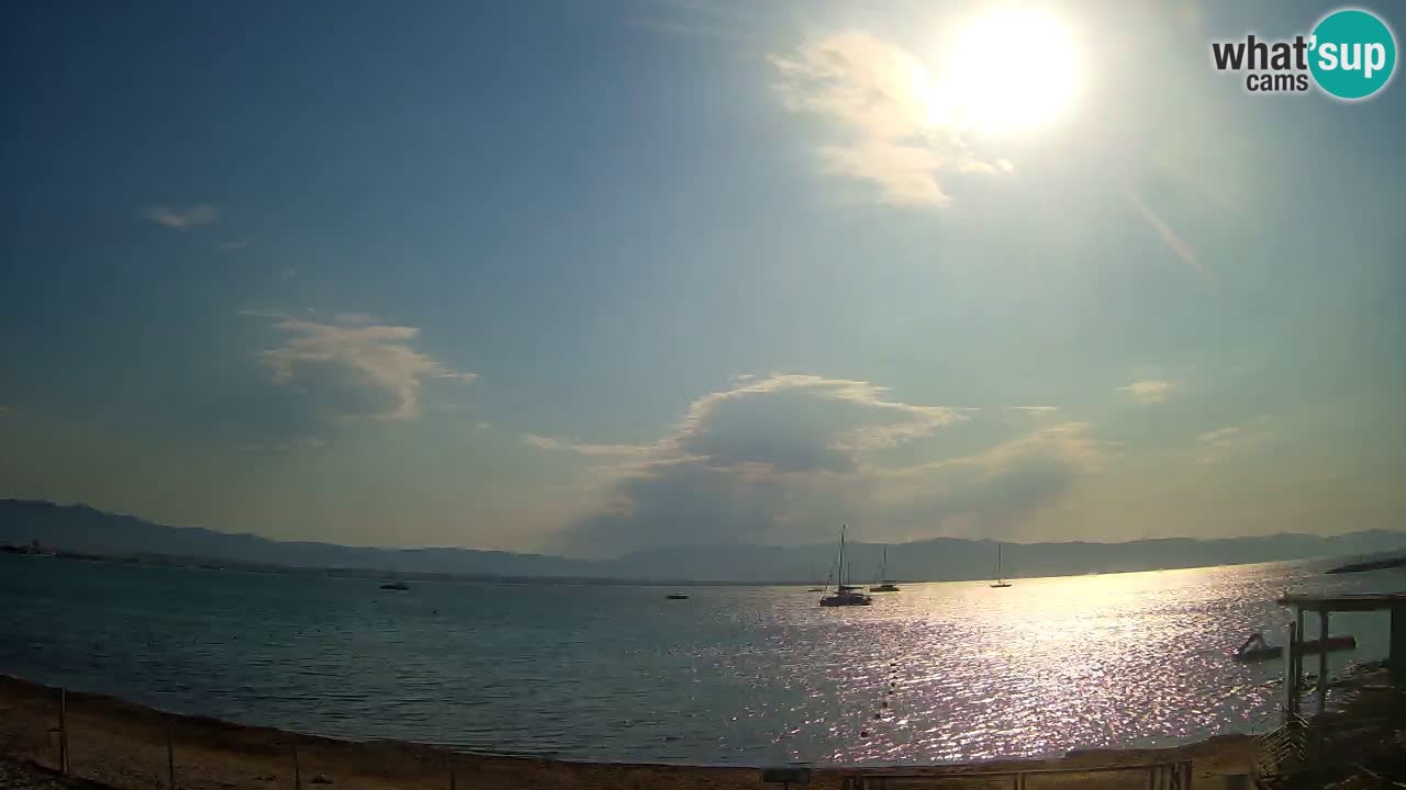 Spletna kamera Cagliari Windsurf Club – Pogled v živo s plaže Poetto