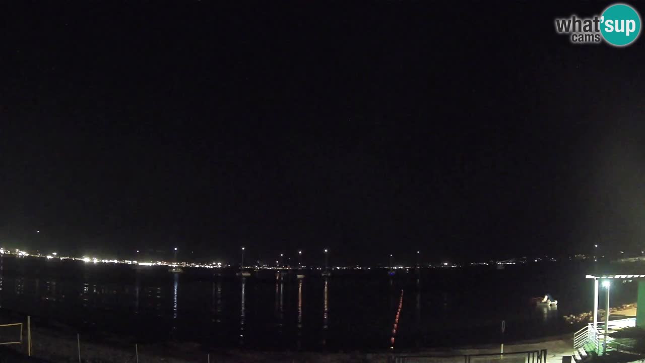 Spletna kamera Cagliari Windsurf Club – Pogled v živo s plaže Poetto