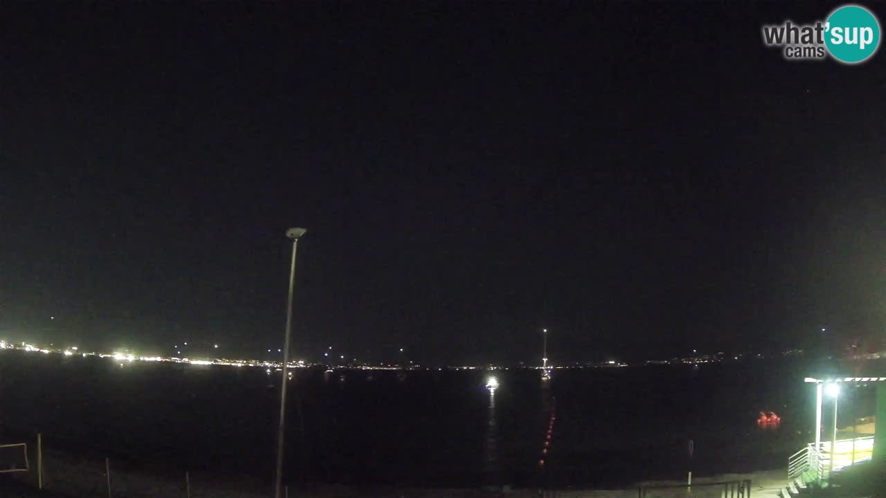 Spletna kamera Cagliari Windsurf Club – Pogled v živo s plaže Poetto