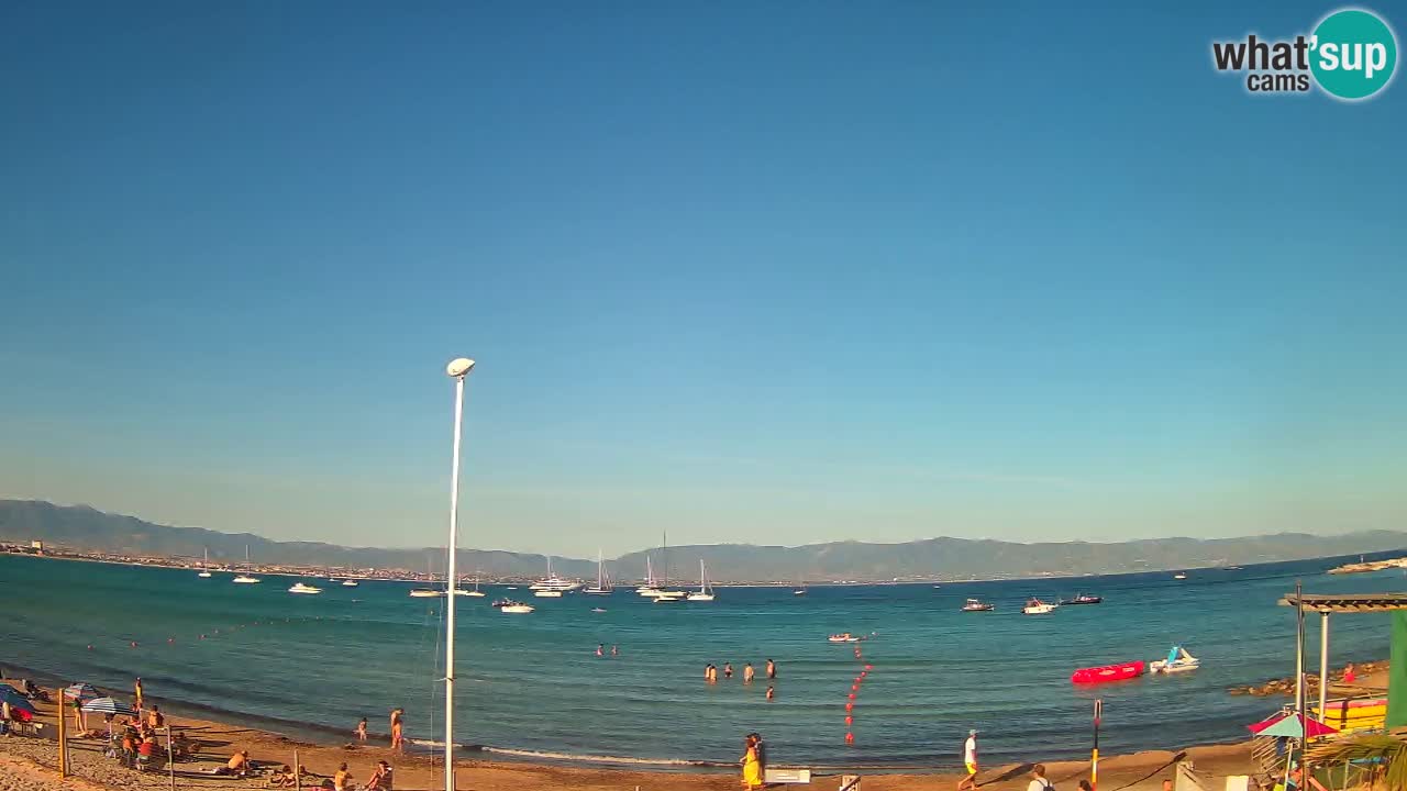 Spletna kamera Cagliari Windsurf Club – Pogled v živo s plaže Poetto