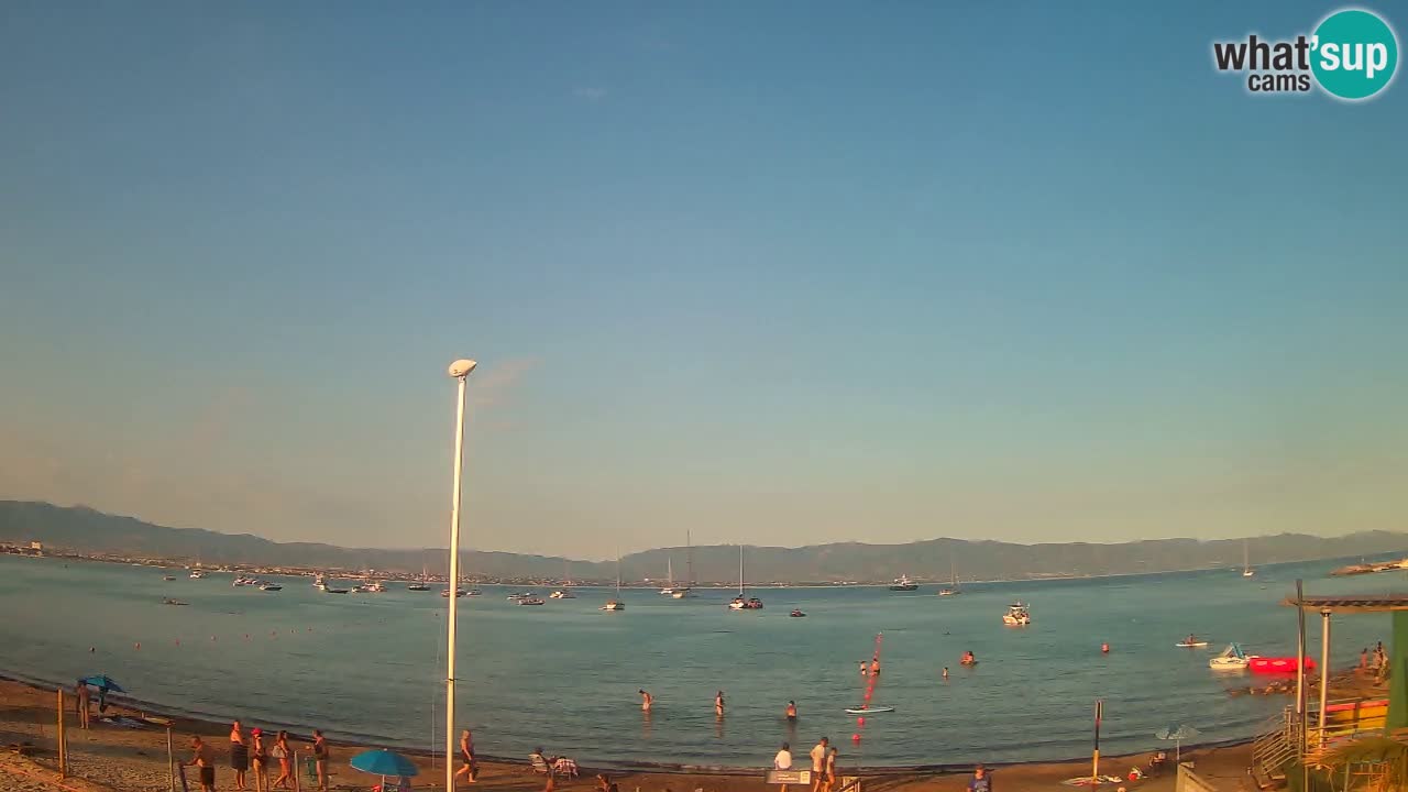 Spletna kamera Cagliari Windsurf Club – Pogled v živo s plaže Poetto