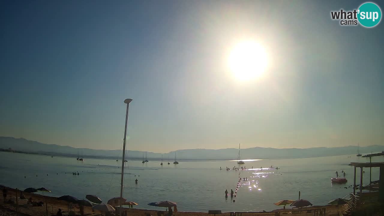 Spletna kamera Cagliari Windsurf Club – Pogled v živo s plaže Poetto