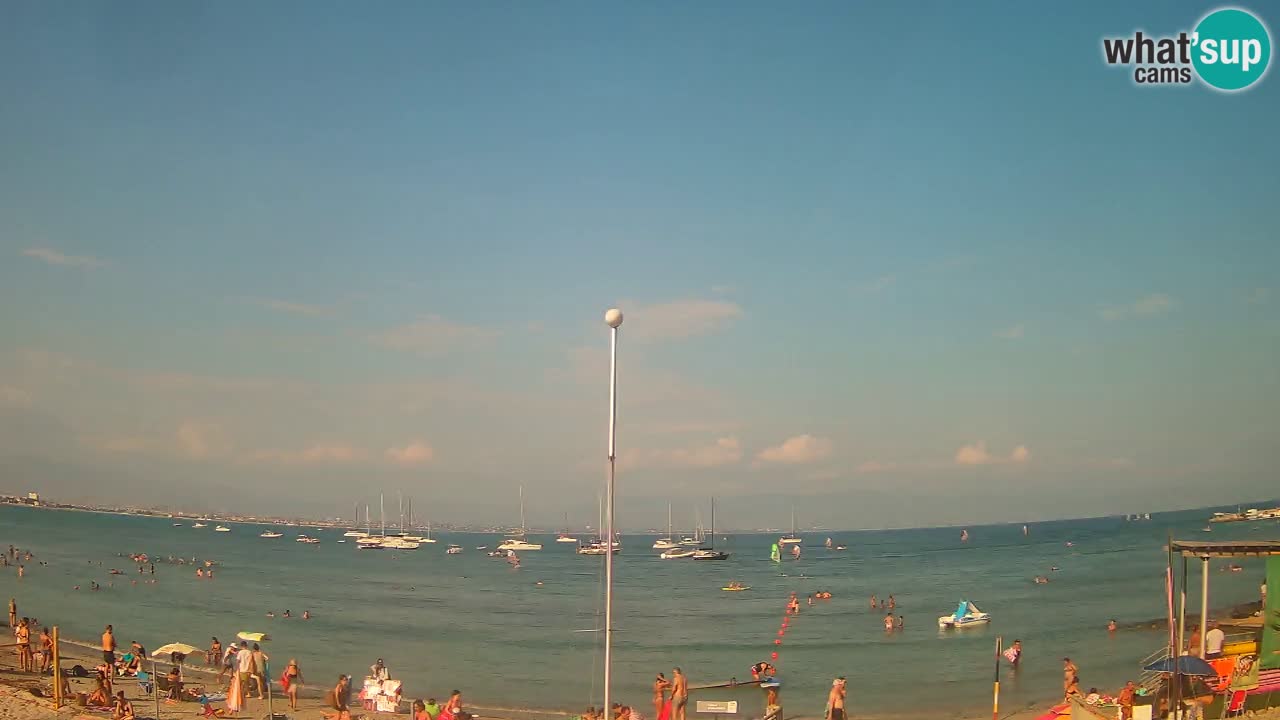 Spletna kamera Cagliari Windsurf Club – Pogled v živo s plaže Poetto