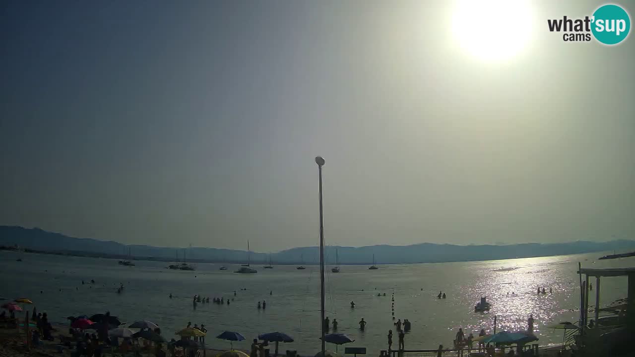 Spletna kamera Cagliari Windsurf Club – Pogled v živo s plaže Poetto