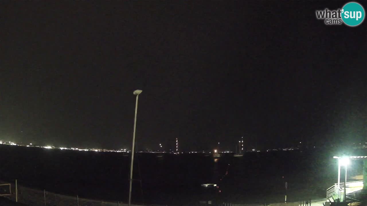 Spletna kamera Cagliari Windsurf Club – Pogled v živo s plaže Poetto