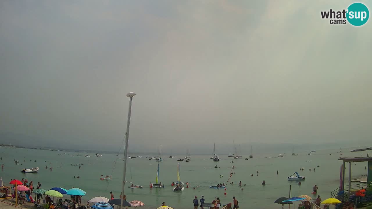 Spletna kamera Cagliari Windsurf Club – Pogled v živo s plaže Poetto
