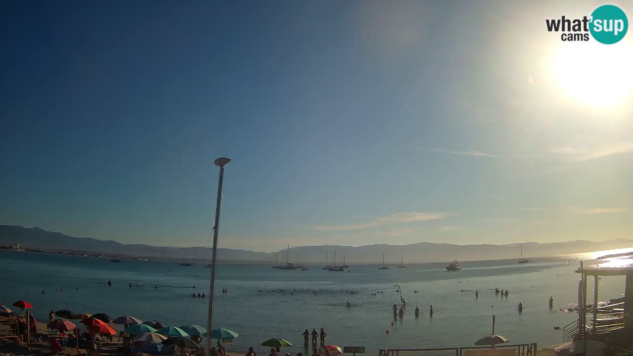 Spletna kamera Cagliari Windsurf Club – Pogled v živo s plaže Poetto