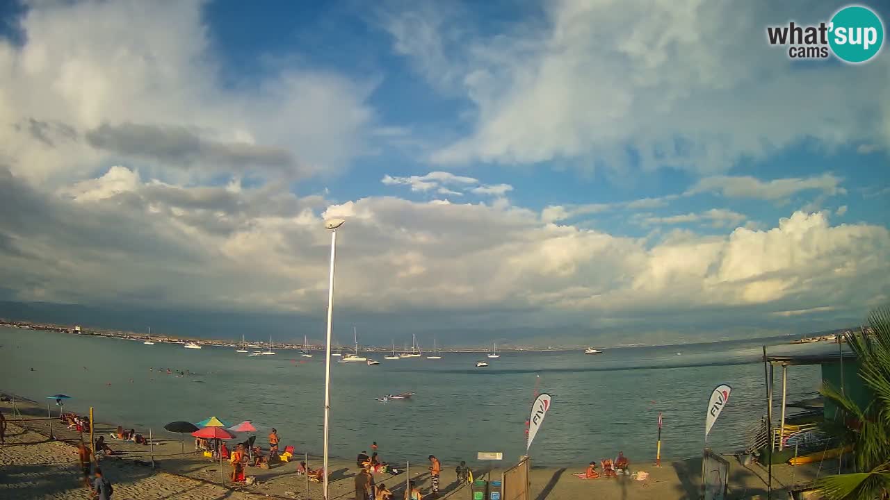 Web kamera Cagliari Windsurf Club – Poetto plaža uživo