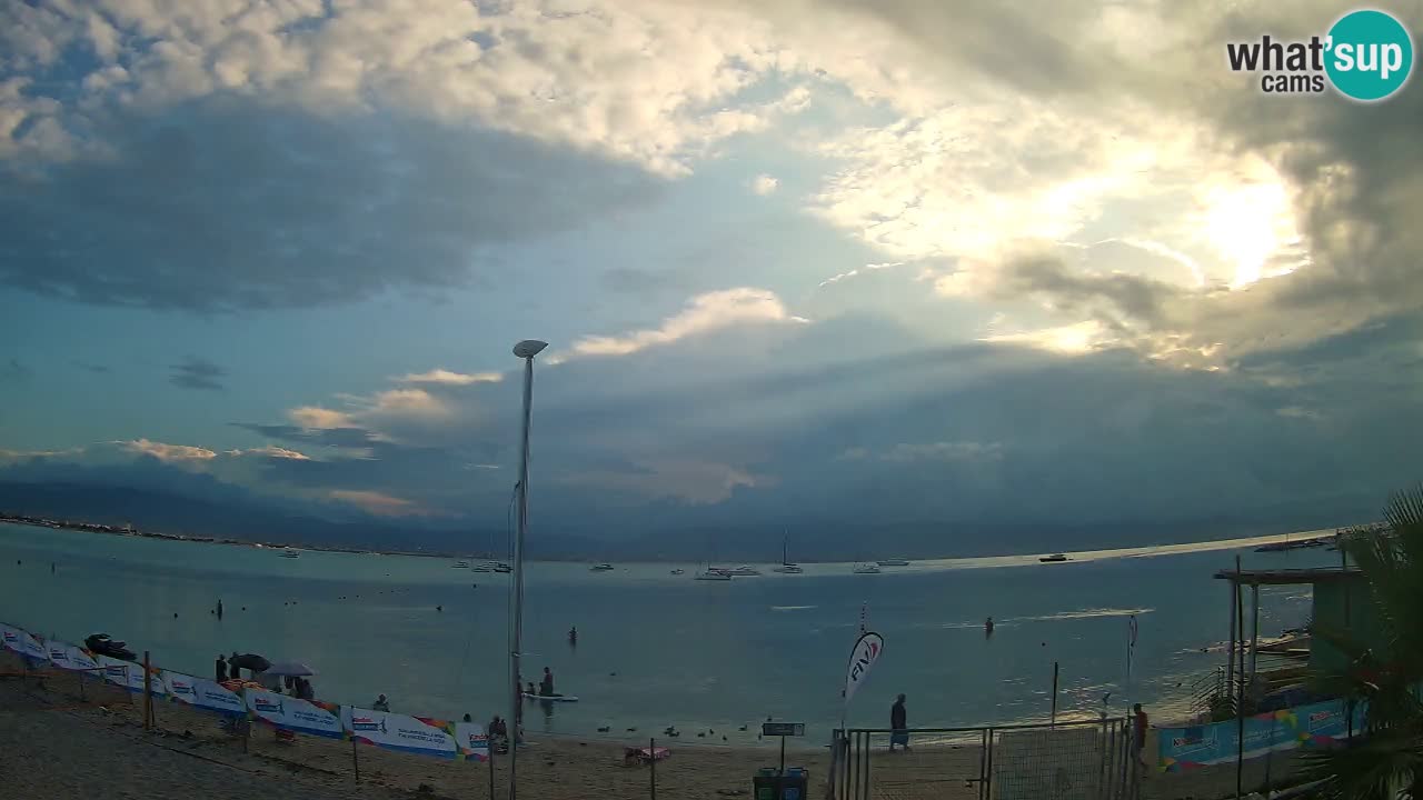 Webcam Cagliari Windsurf Club – Playa del Poetto en directo