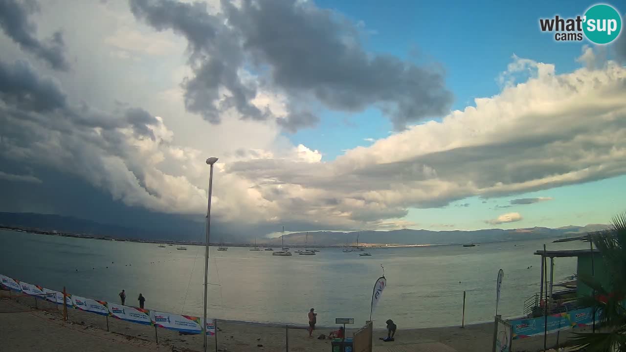 Webcam Cagliari Windsurf Club – Playa del Poetto en directo
