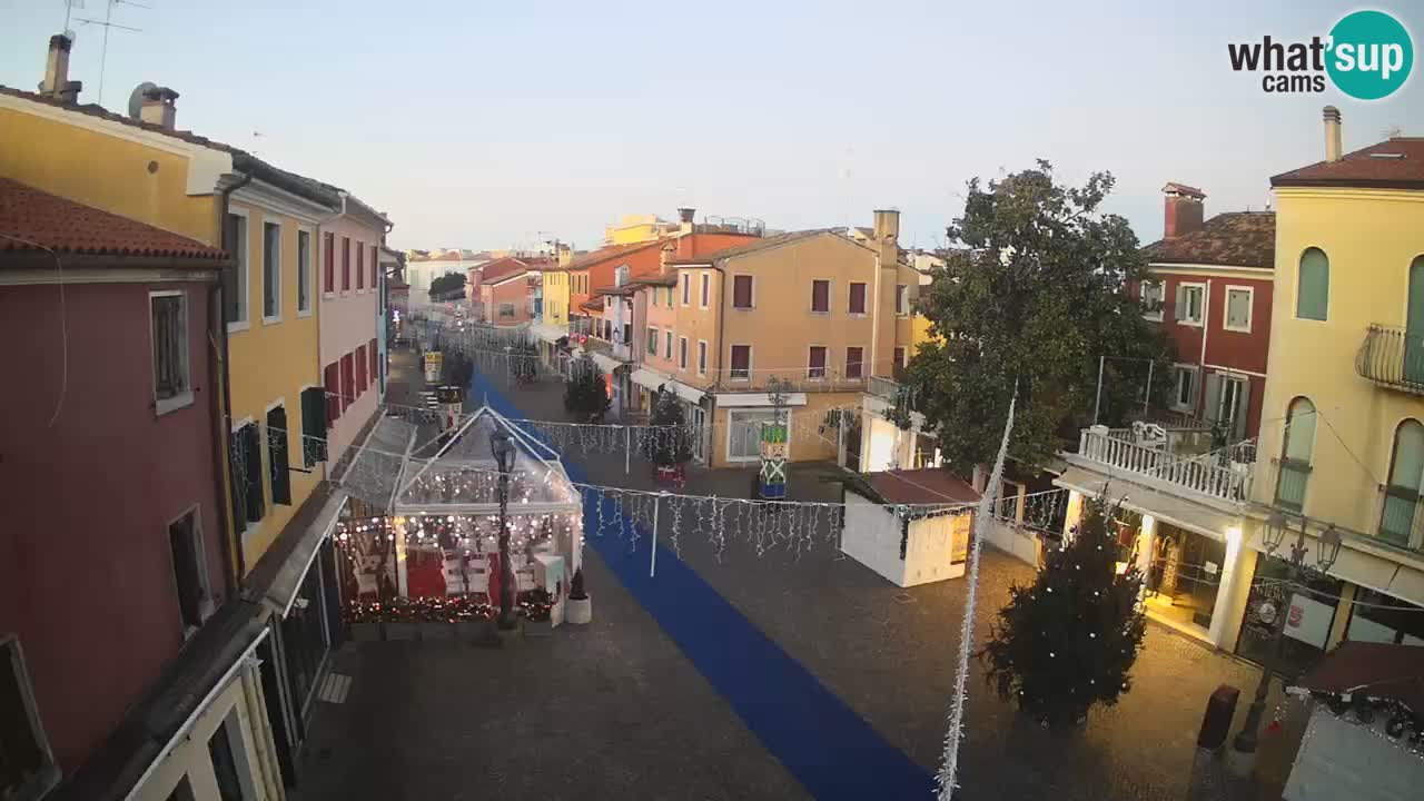 Caorle v živo | staro mestno jedro – Caorle poimenova Male Benetke