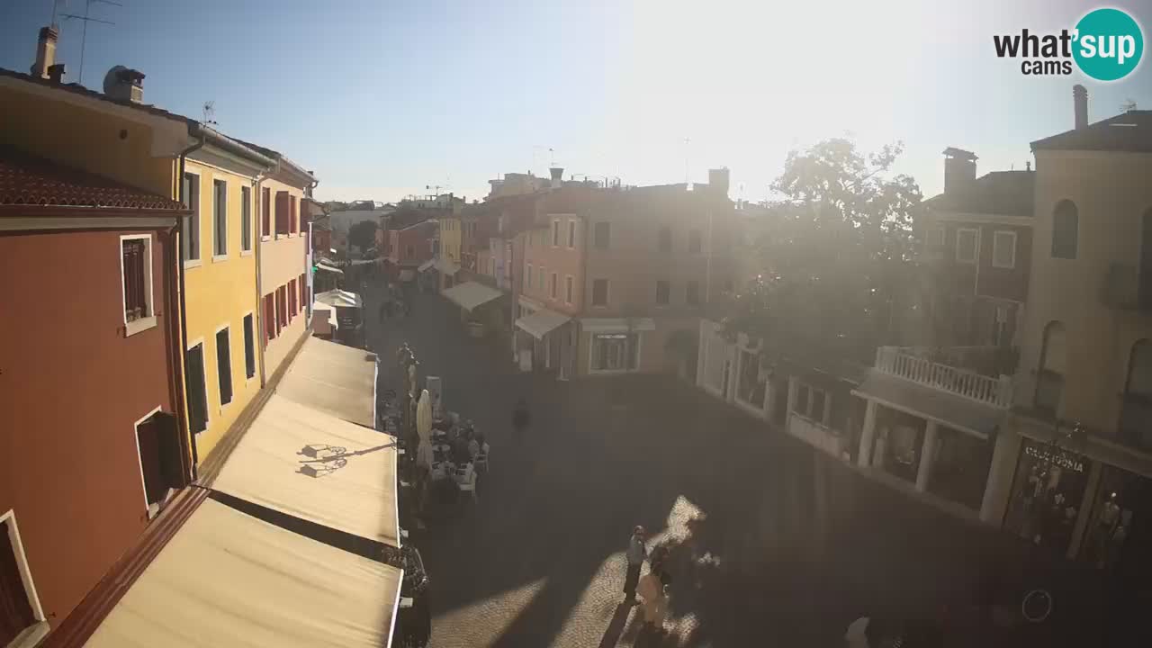 Caorle v živo | staro mestno jedro – Caorle poimenova Male Benetke