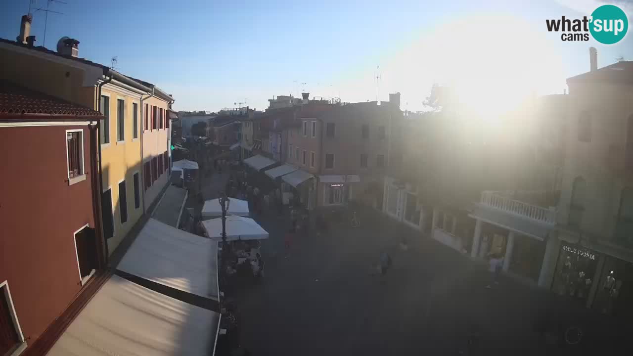 Caorle v živo | staro mestno jedro – Caorle poimenova Male Benetke
