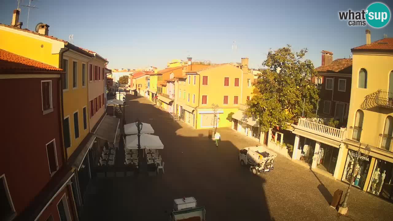 Caorle v živo | staro mestno jedro – Caorle poimenova Male Benetke