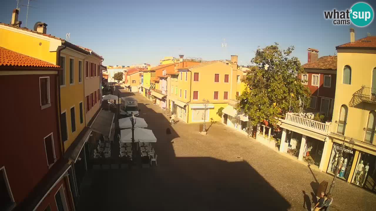 Caorle v živo | staro mestno jedro – Caorle poimenova Male Benetke