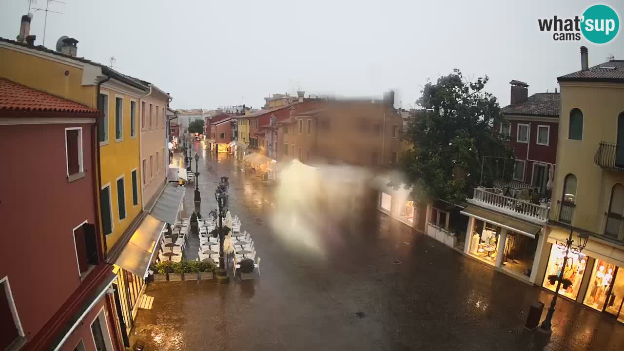 Caorle v živo | staro mestno jedro – Caorle poimenova Male Benetke