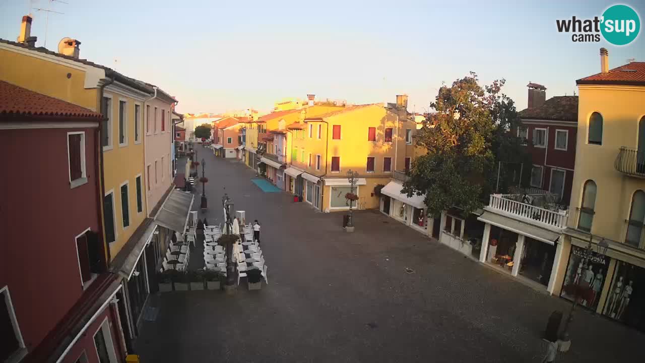 Caorle v živo | staro mestno jedro – Caorle poimenova Male Benetke
