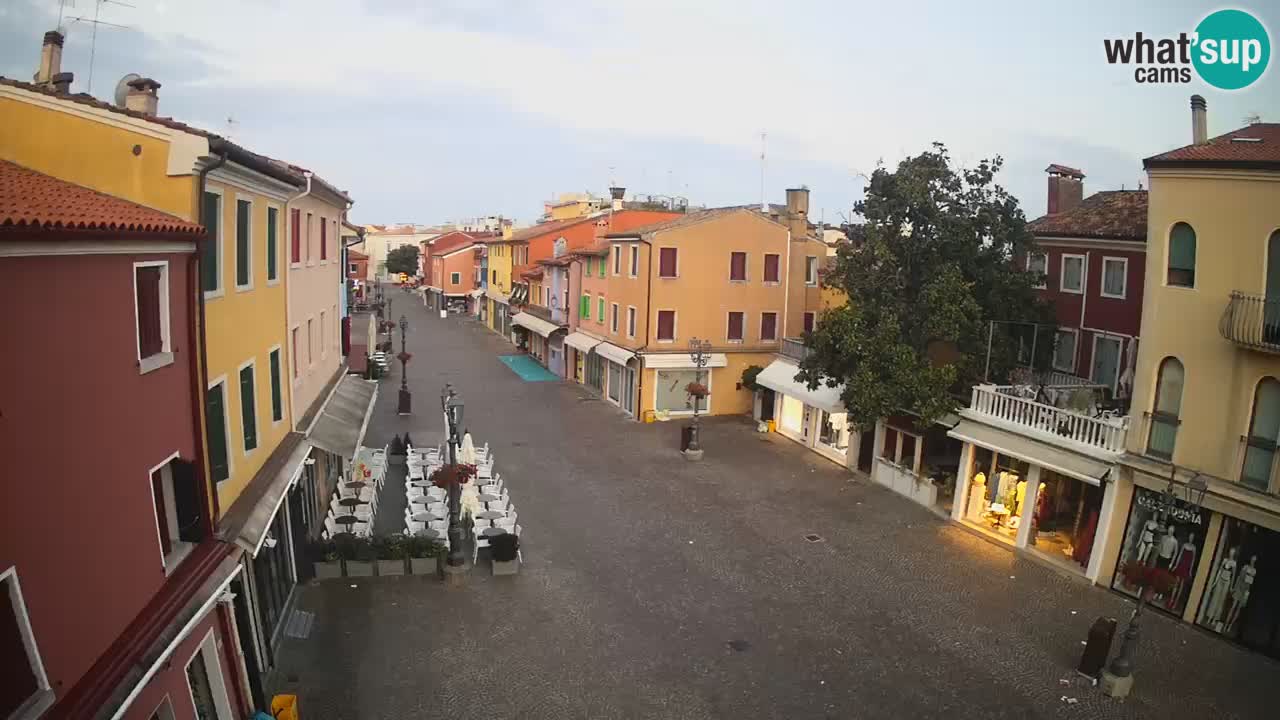 Caorle v živo | staro mestno jedro – Caorle poimenova Male Benetke