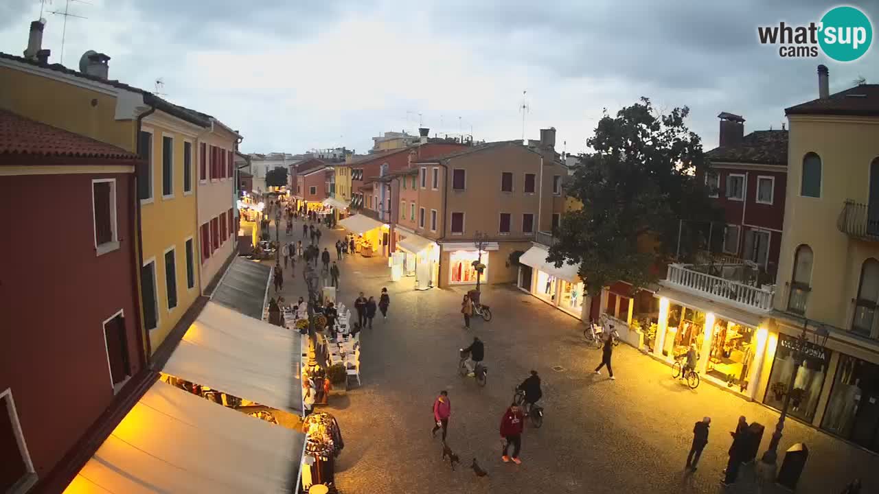 Caorle Stari grad web kamera – Caorle se često naziva malom Venecijom