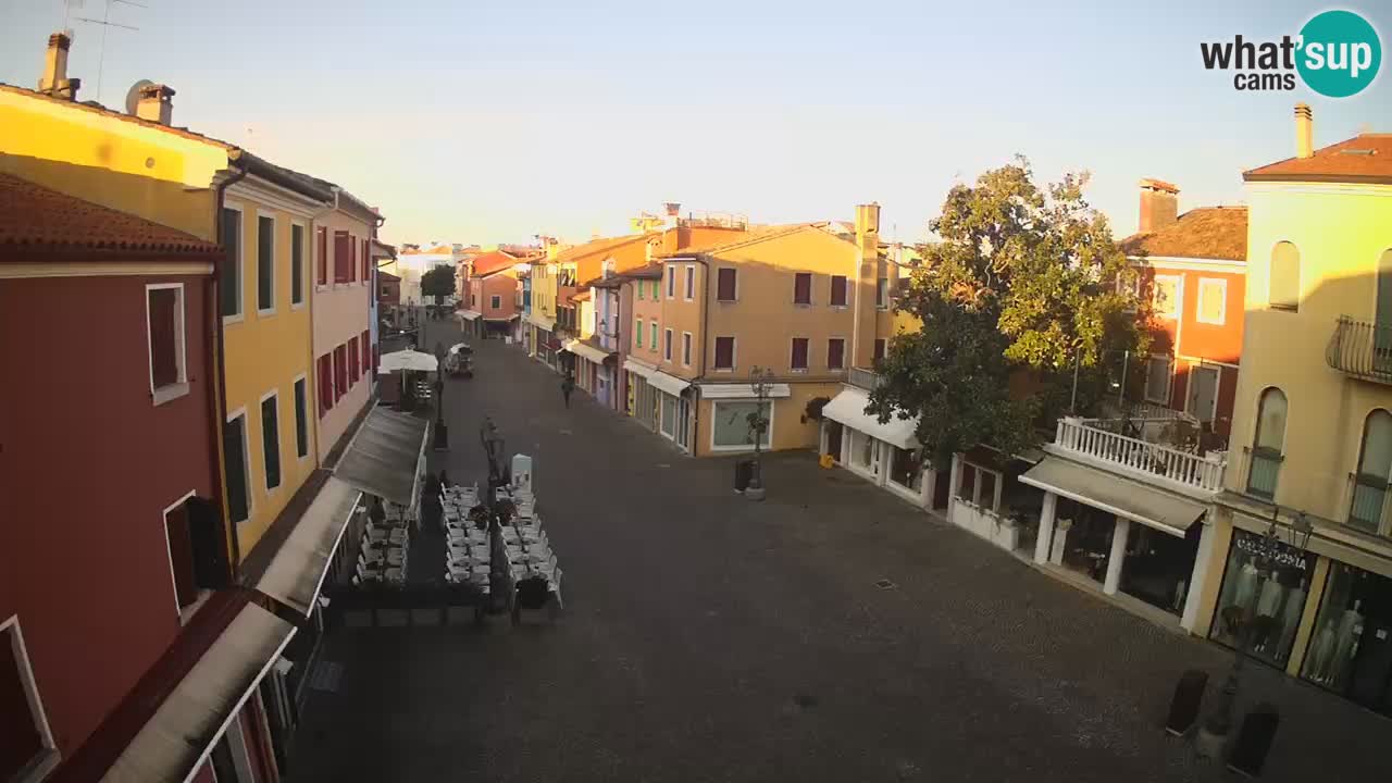 Caorle v živo | staro mestno jedro – Caorle poimenova Male Benetke