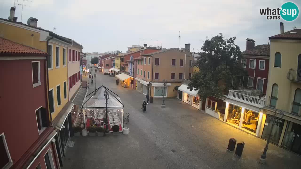 Caorle v živo | staro mestno jedro – Caorle poimenova Male Benetke