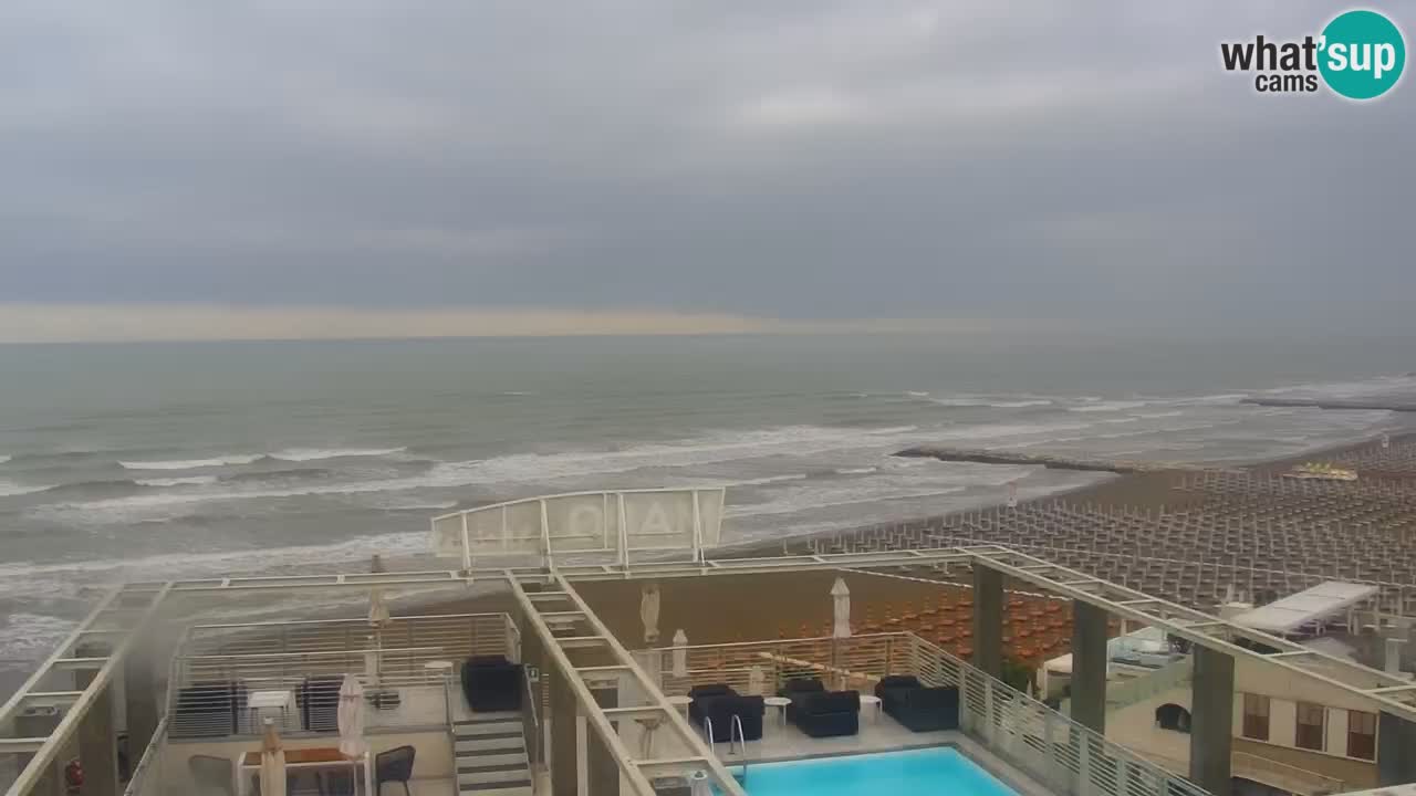 Caorle webcam Ponente beach from hotel Marco Polo