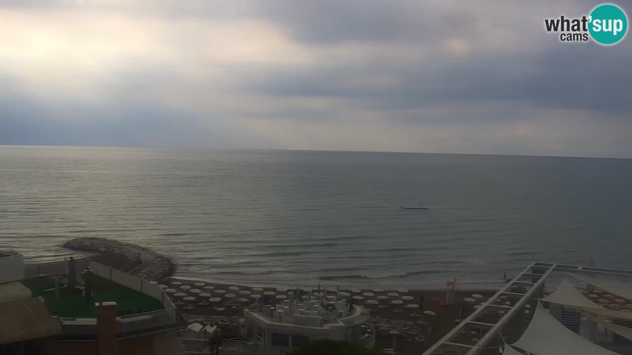 Webcam Caorle Ponente beach from Hotel Marco Polo