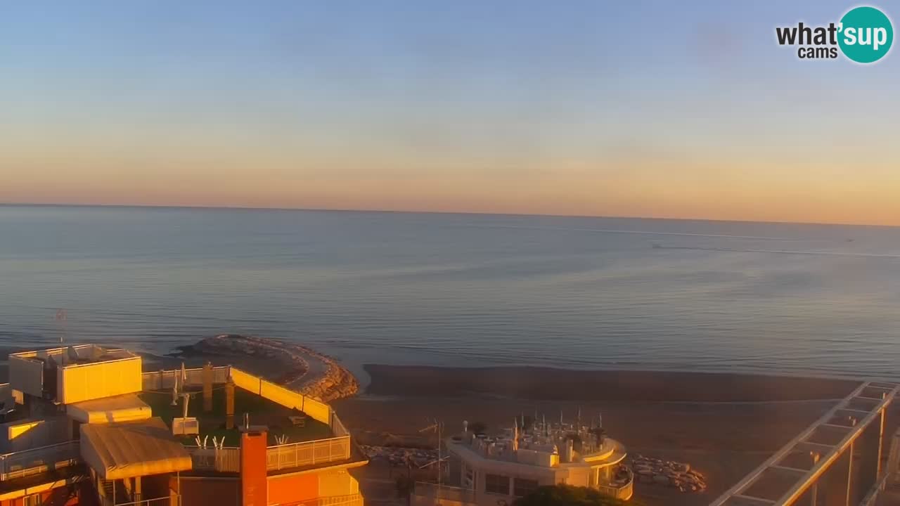 Caorle webcam Ponente beach from hotel Marco Polo