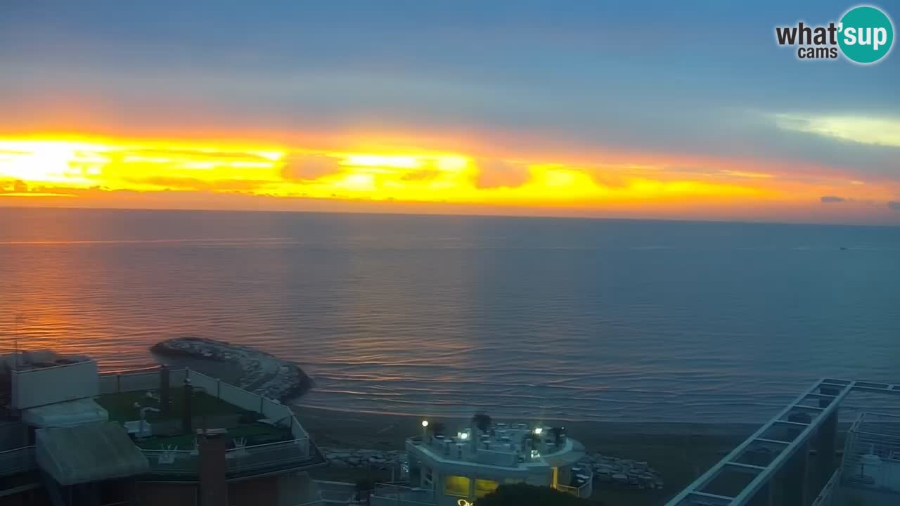 Webcam Caorle Ponente beach from Hotel Marco Polo