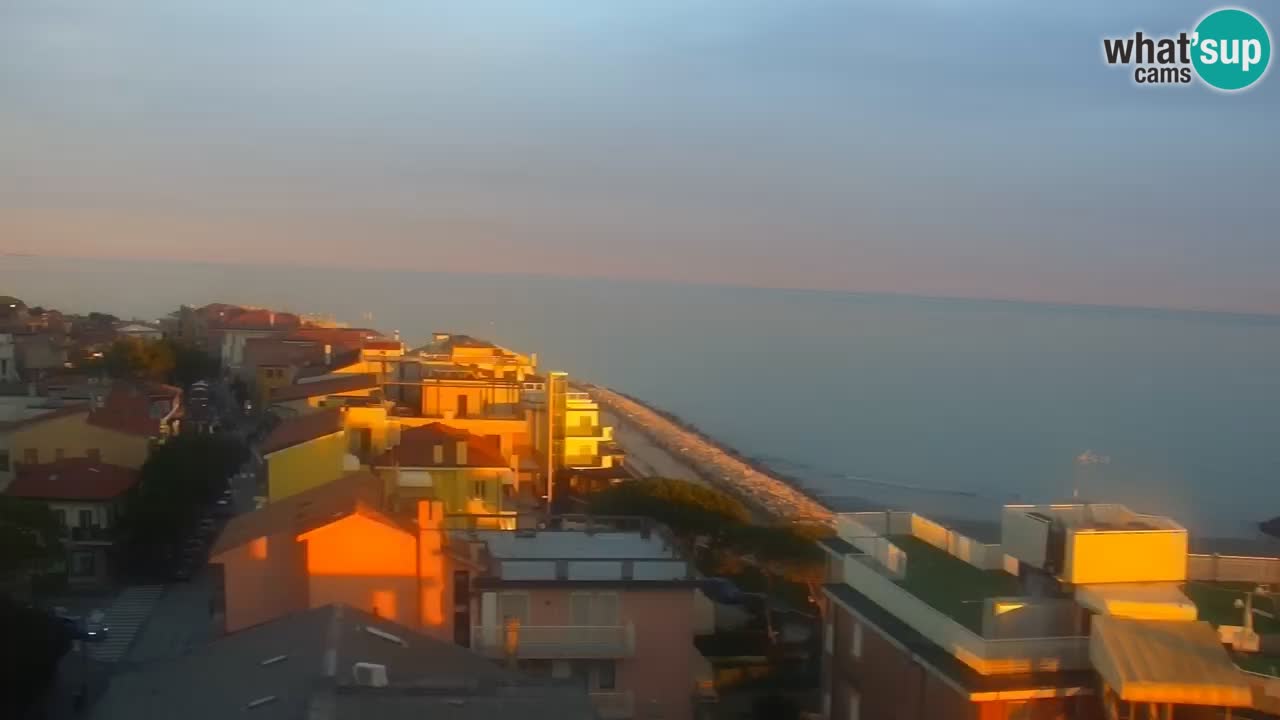 Webcam Caorle Ponente beach from Hotel Marco Polo