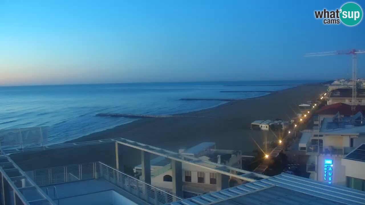 Caorle webcam Ponente beach from hotel Marco Polo