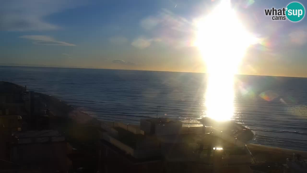 Caorle webcam Ponente beach from hotel Marco Polo