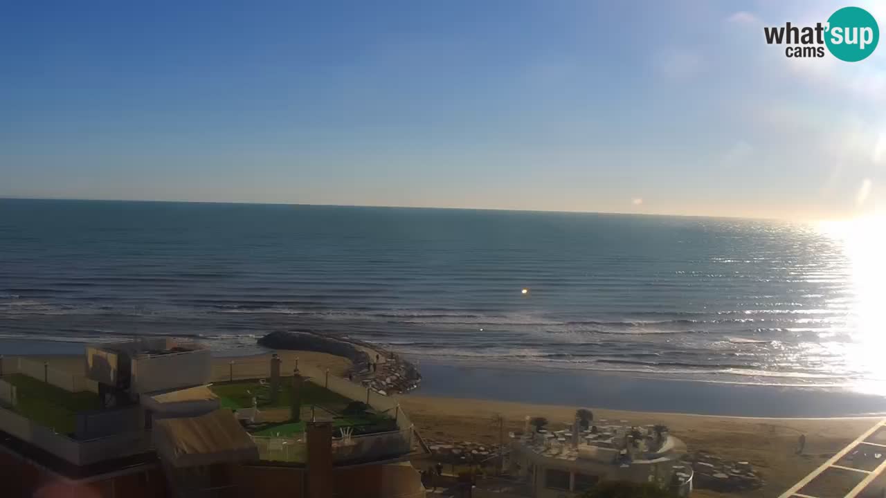 Webcam Caorle Ponente beach from Hotel Marco Polo