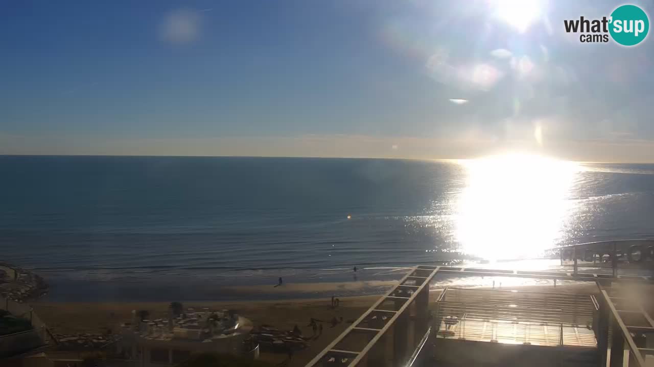 Caorle webcam Ponente beach from hotel Marco Polo