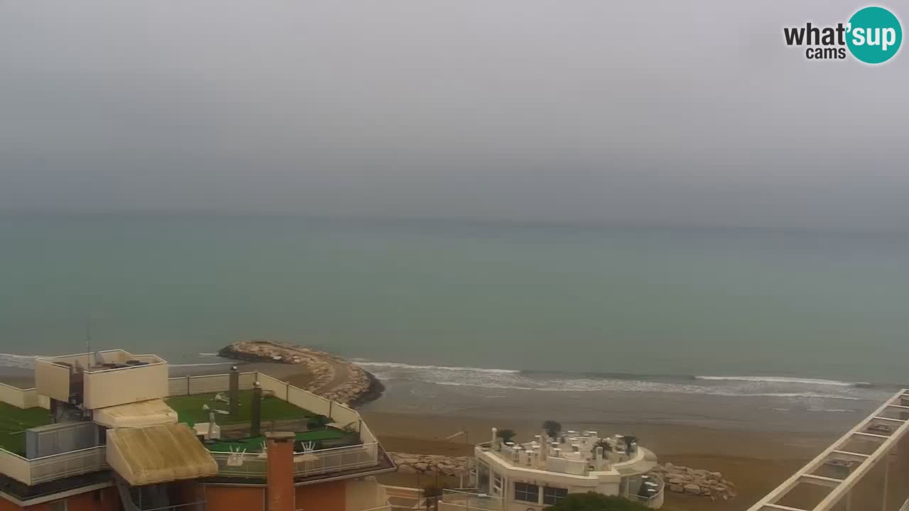 Caorle – Ponente beach webcam live