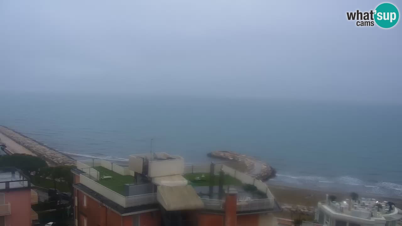 Caorle – Ponente beach webcam live