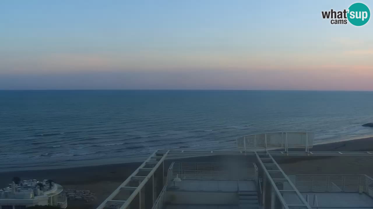 Caorle webcam Ponente beach from hotel Marco Polo