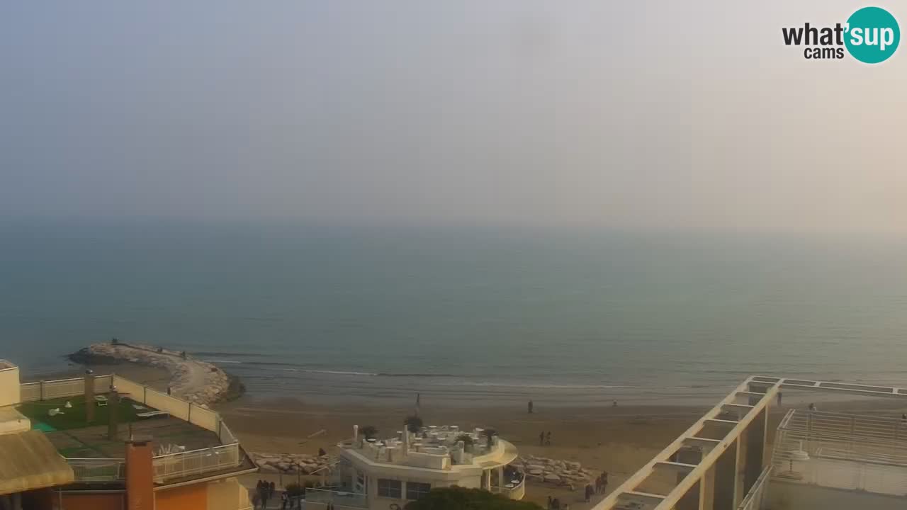 Caorle webcam Ponente beach from hotel Marco Polo