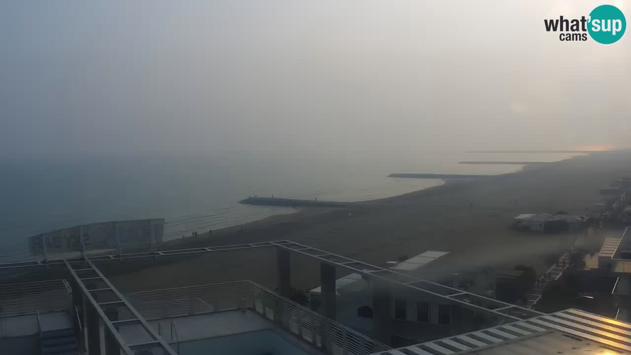 Webcam Caorle Ponente beach from Hotel Marco Polo