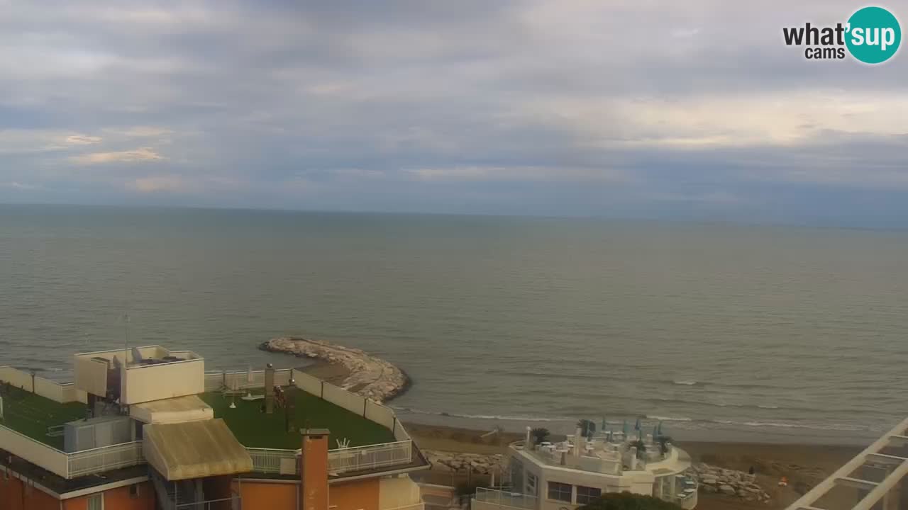 Caorle webcam Ponente beach from hotel Marco Polo
