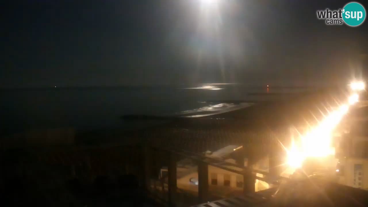 Caorle webcam Ponente beach from hotel Marco Polo