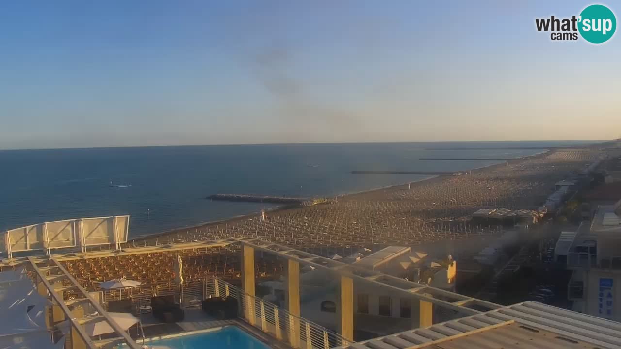 Webcam Caorle Ponente beach from Hotel Marco Polo