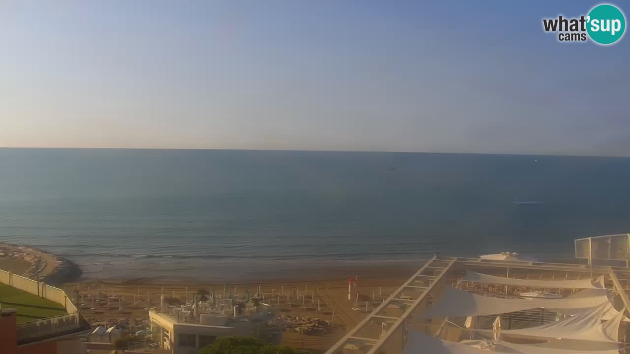 Webcam Caorle Ponente beach from Hotel Marco Polo