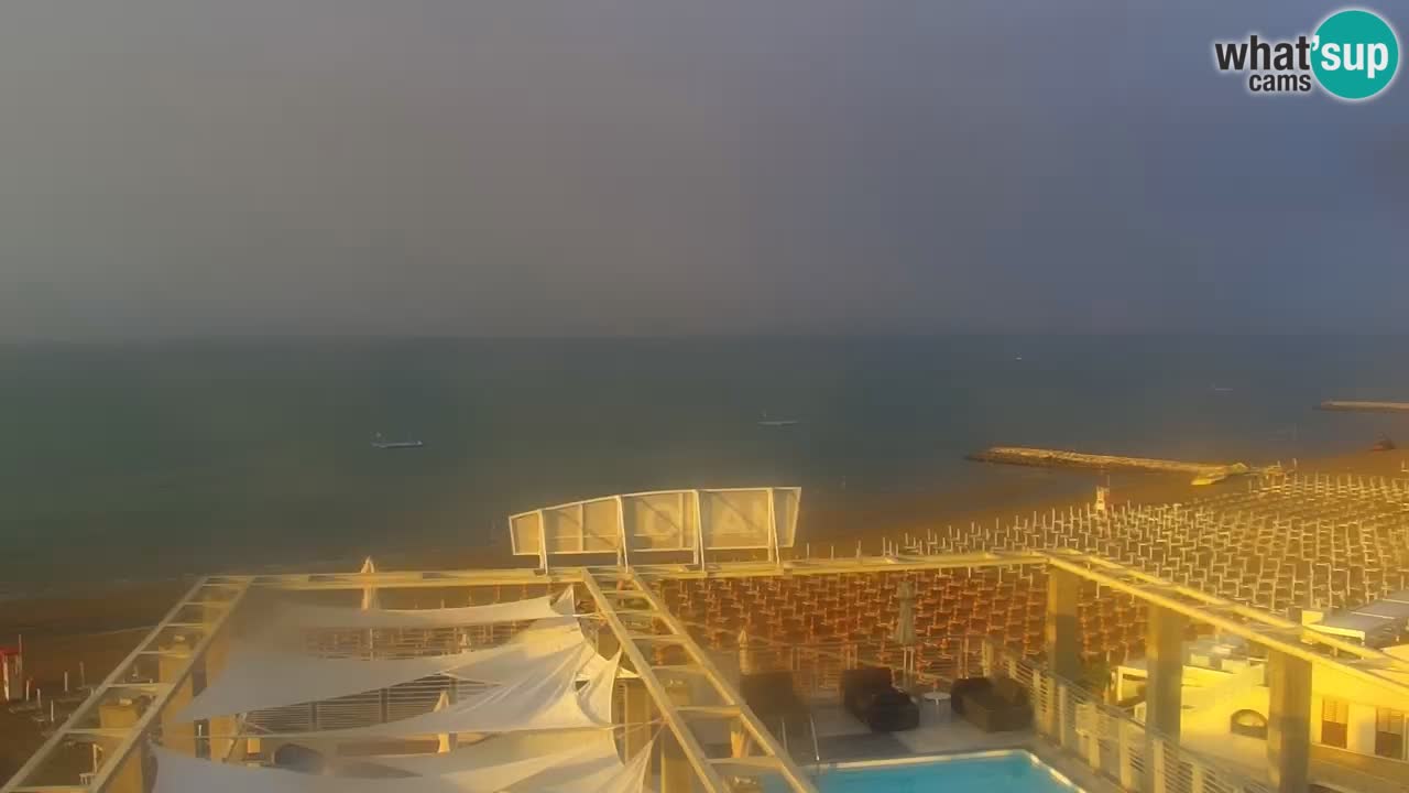 Webcam Caorle Ponente beach from Hotel Marco Polo