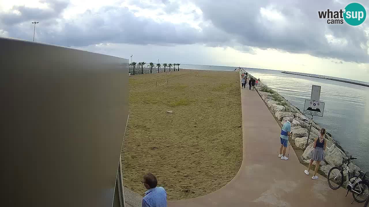 Caorle Pic Nic Ponente strand webcam – kanal Livenza