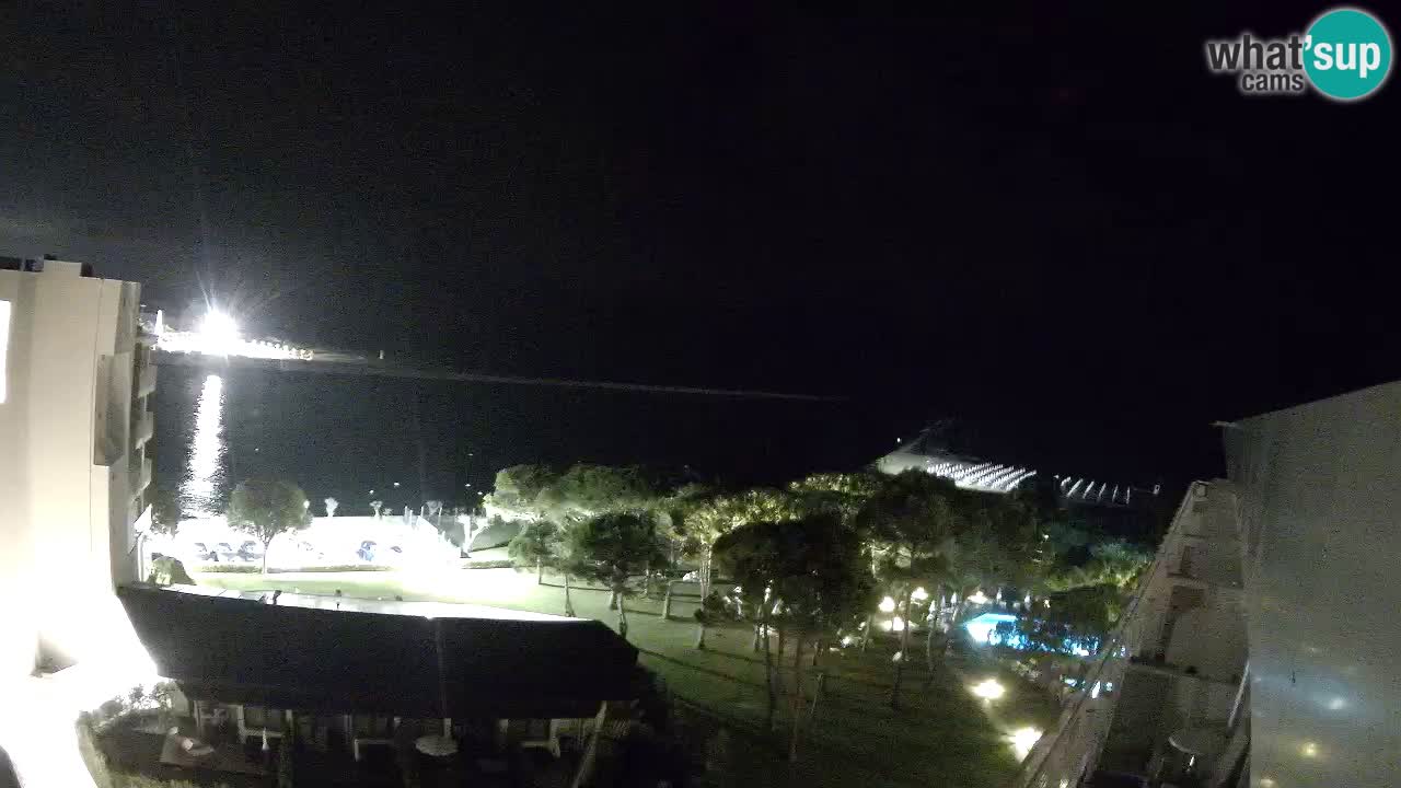 Spletna kamera Pic Nic Caorle – ob kanalu Livenza – Plaza Ponente