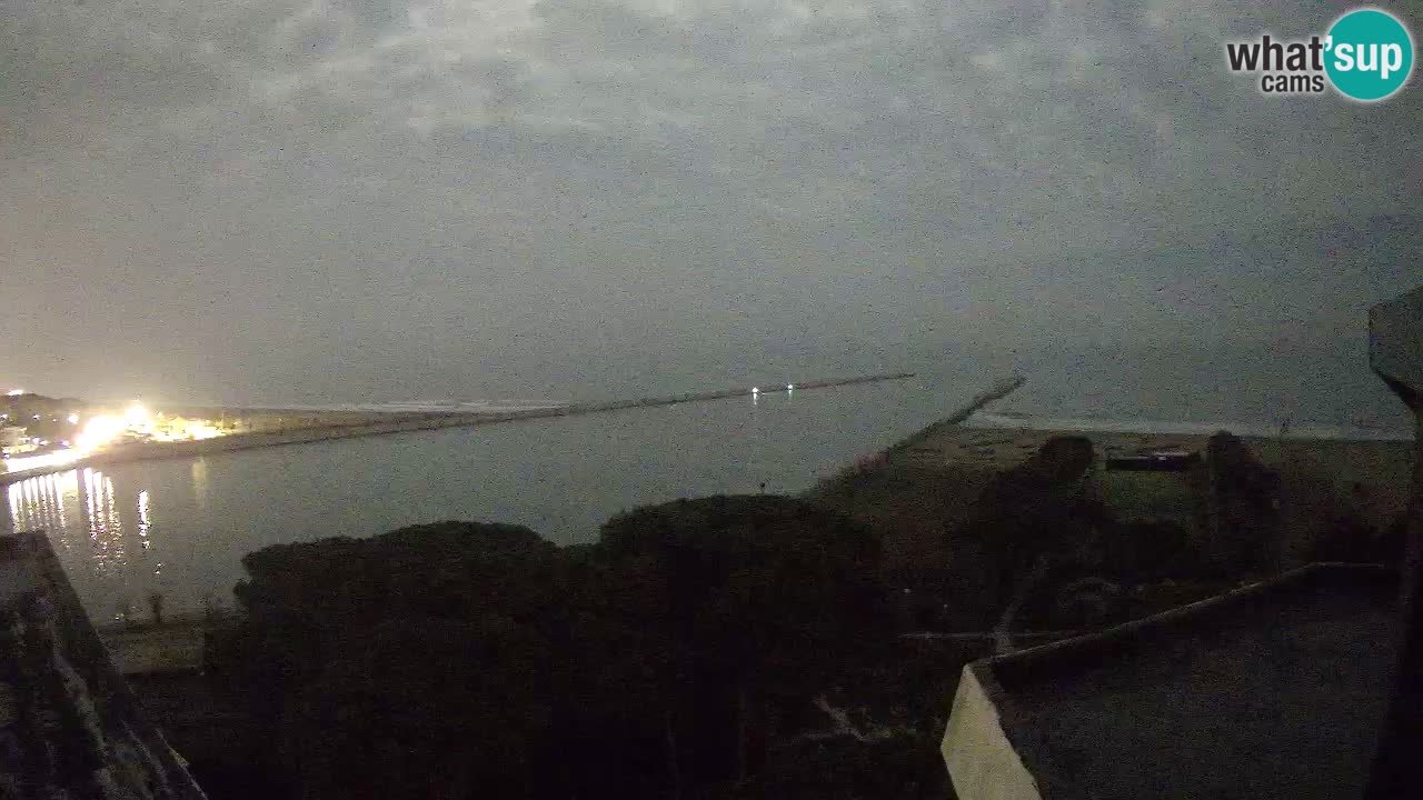 Caorle Pic Nic webcam- Ponente beach near Livenza channel