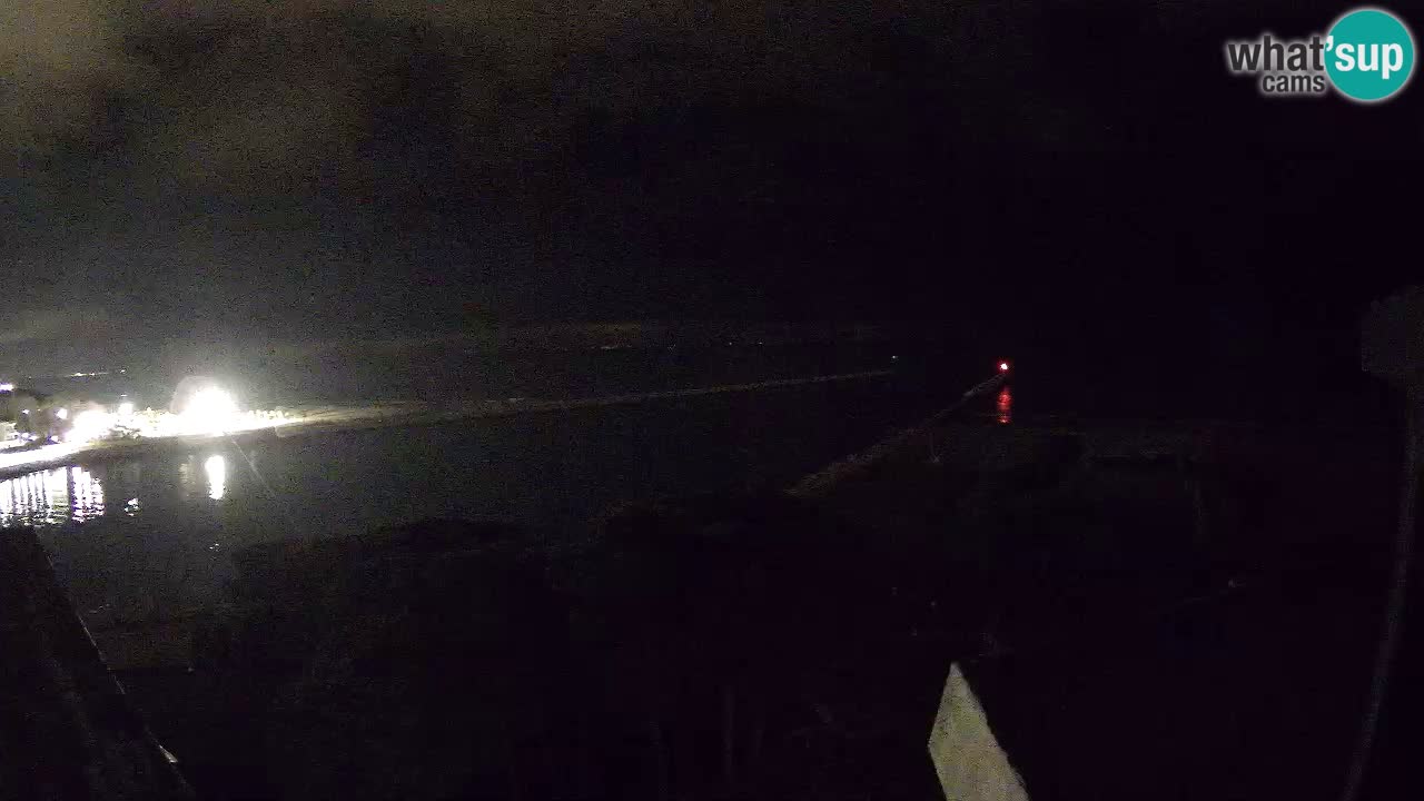 Caorle Pic Nic webcam- Ponente beach near Livenza channel