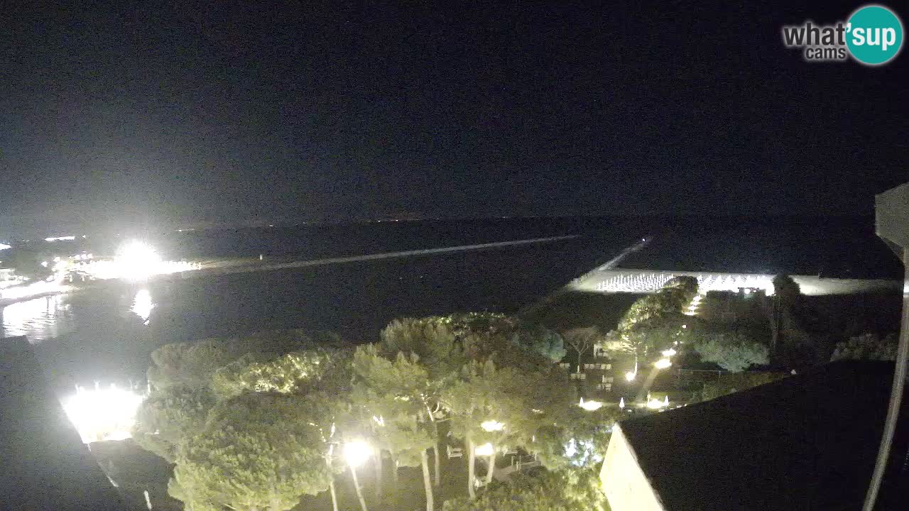 Caorle Pic Nic webcam- Ponente beach near Livenza channel