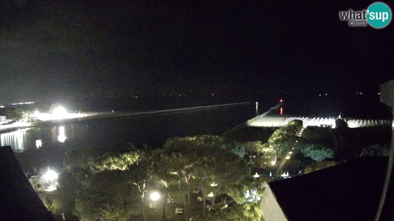 Caorle Pic Nic webcam- Ponente beach near Livenza channel